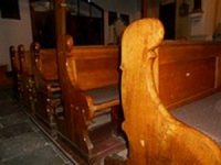 Nowe ławki w naszym kościele