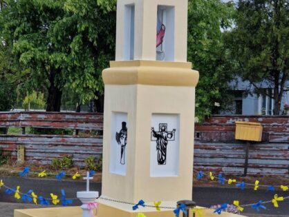 Nabożeństwo Majowe ku czci Matki Bożej przy kaplicy w Mielnie 17.05.2025r.