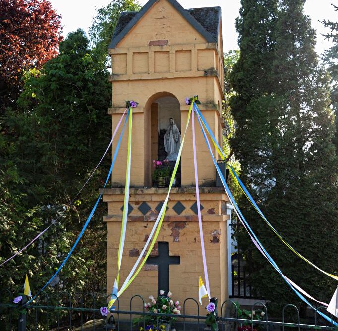 Nabożeństwo Majowe przy kaplicy przydrożnej ul. Mieleńska - Ludkowo 10.05.2025r.
